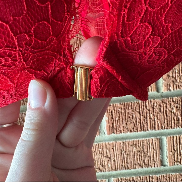 Victoria’s Secret Bra Bombshell Padded 2 Cup Front Close Push Up Size 34DD - Picture 4 of 6